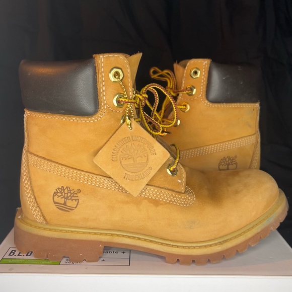 Timberland waterproof boots - Picture 1 of 4